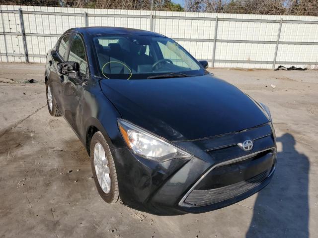 Toyota Scion ia (2016)
