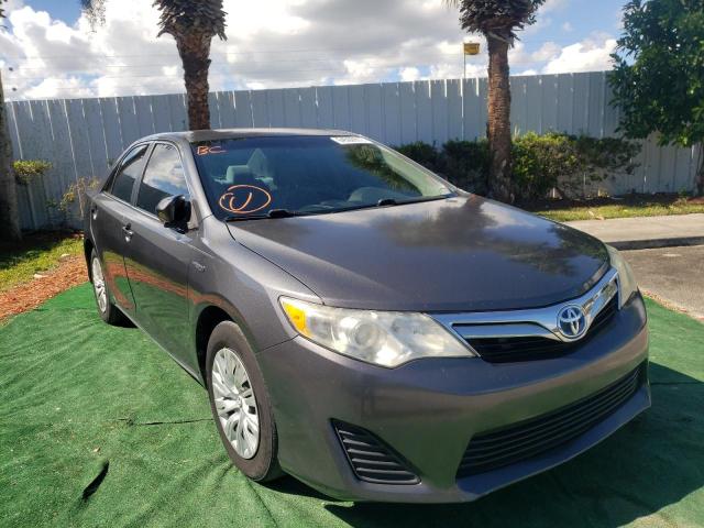 Toyota Camry hybr (2012)