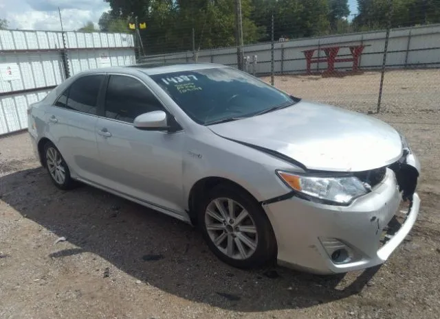 Toyota Camry hybrid (2014)