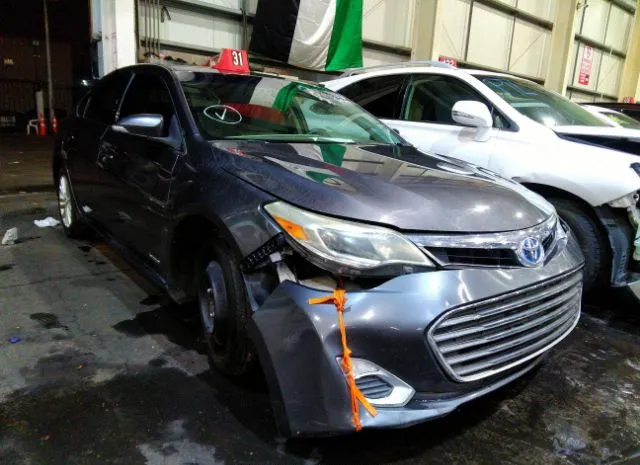 Toyota Avalon hybrid (2014)