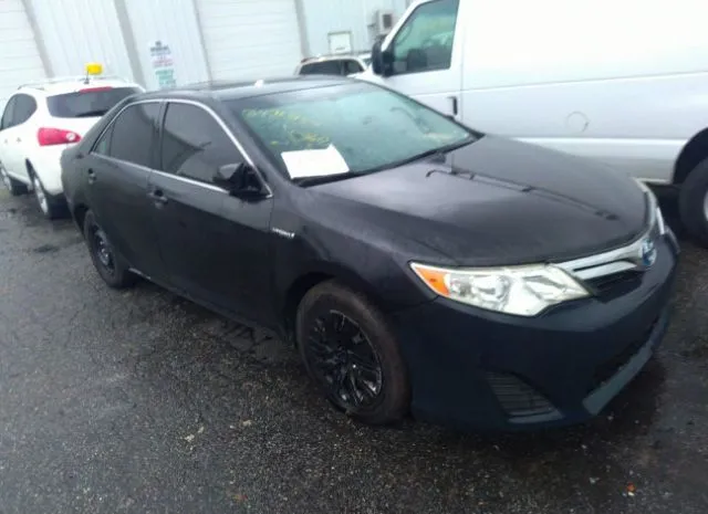 Toyota Camry hybrid (2014)