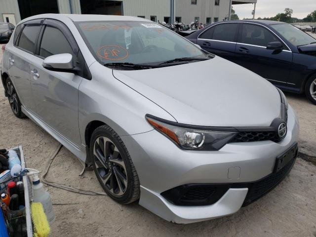 Toyota Scion im (2016)
