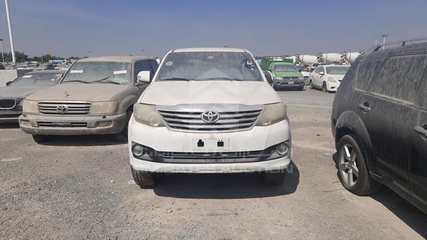 Toyota Fortuner (2012)