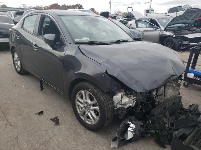 Toyota Scion ia (2016)