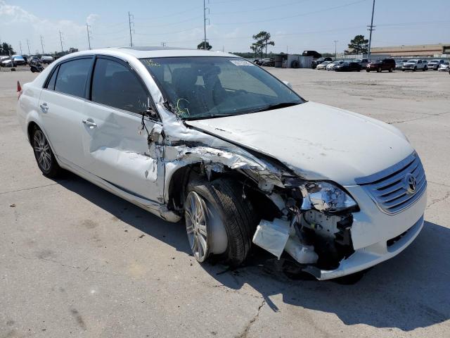 Toyota Avalon xl (2010)