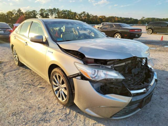 Toyota Camry hybr (2015)