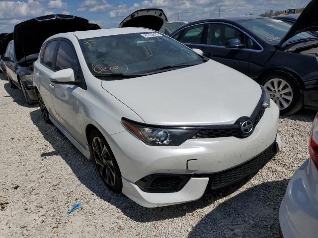 Toyota Scion im (2016)