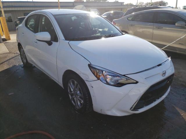 Toyota Scion ia (2016)