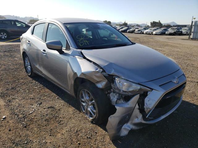 Toyota Scion ia (2016)