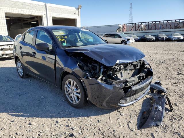 Toyota Scion ia (2016)