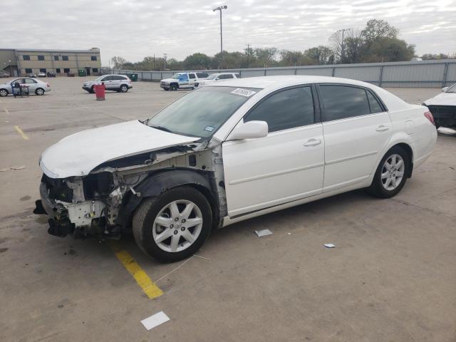 Toyota Avalon xl (2010)