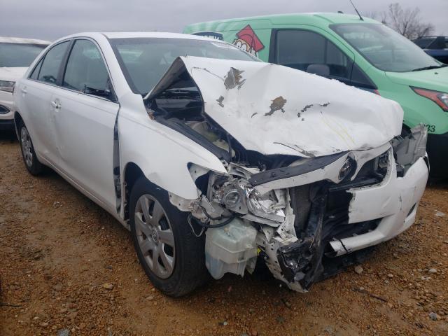 Toyota Camry base (2011)
