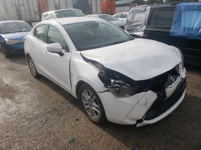 Toyota Scion ia (2016)
