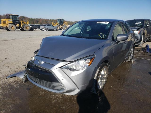 Toyota Scion ia (2016)
