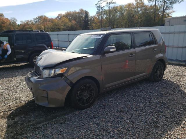 Toyota Scion xb (2012)