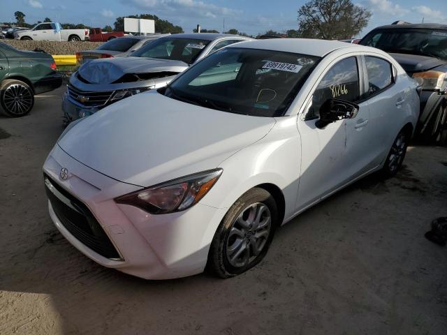 Toyota Scion ia (2016)