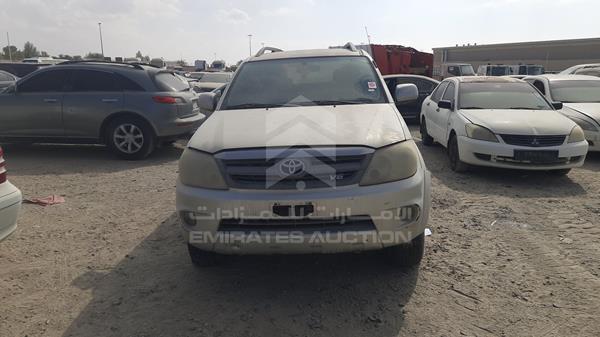 Toyota Fortuner (2006)