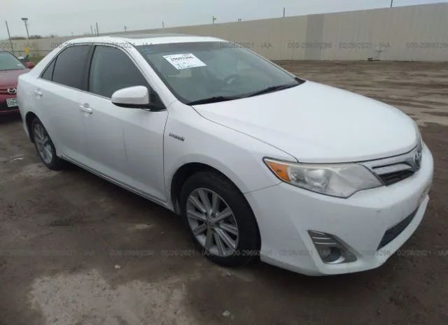 Toyota Camry hybrid (2012)