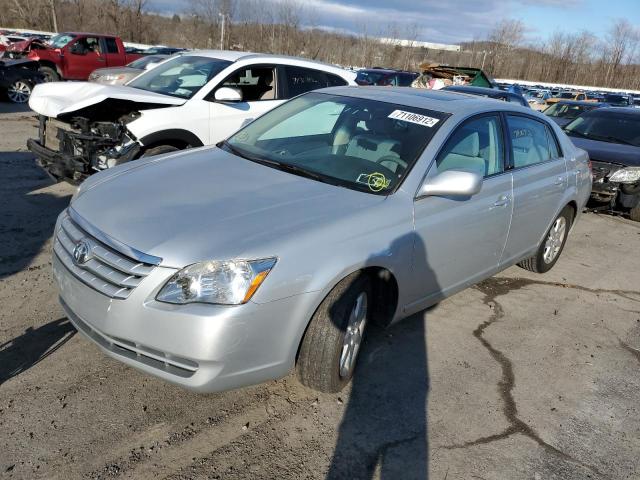 Toyota Avalon xl (2006)