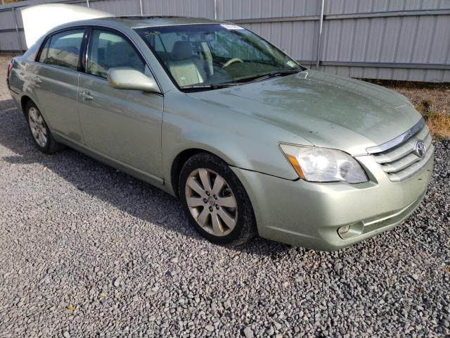 Toyota Avalon xl (2006)