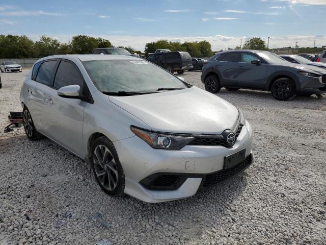 Toyota Scion im (2016)