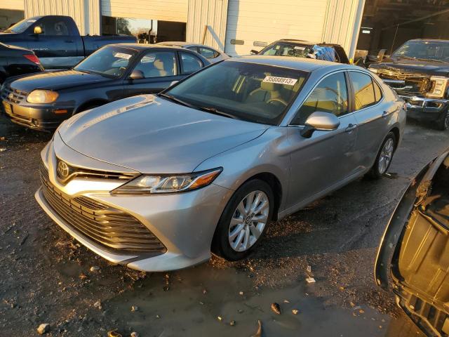 Toyota Camry le a (2018)