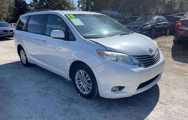 Toyota Sienna xle (2015)