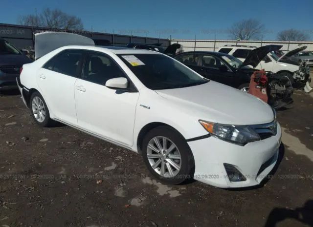 Toyota Camry hybrid (2013)