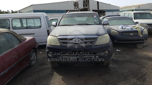 Toyota Fortuner (2006)