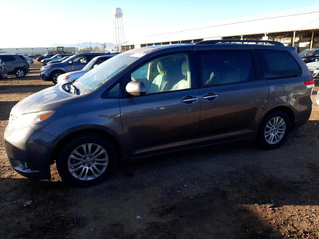 Toyota Sienna xle (2012)
