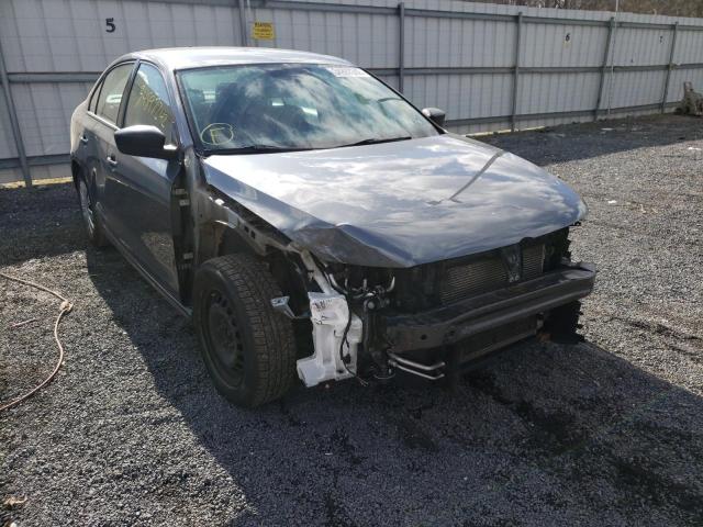 Volkswagen Jetta base (2015)