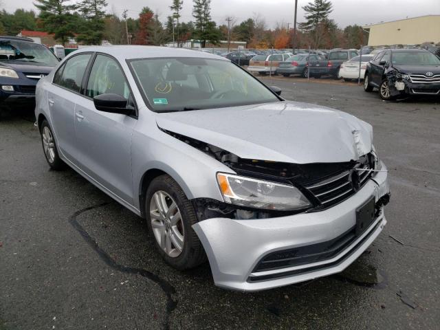 Volkswagen Jetta base (2015)