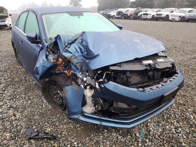 Volkswagen Jetta s (2017)