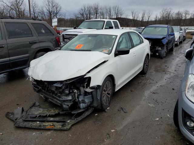 Volkswagen Jetta base (2015)