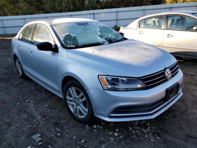 Volkswagen Jetta base (2015)