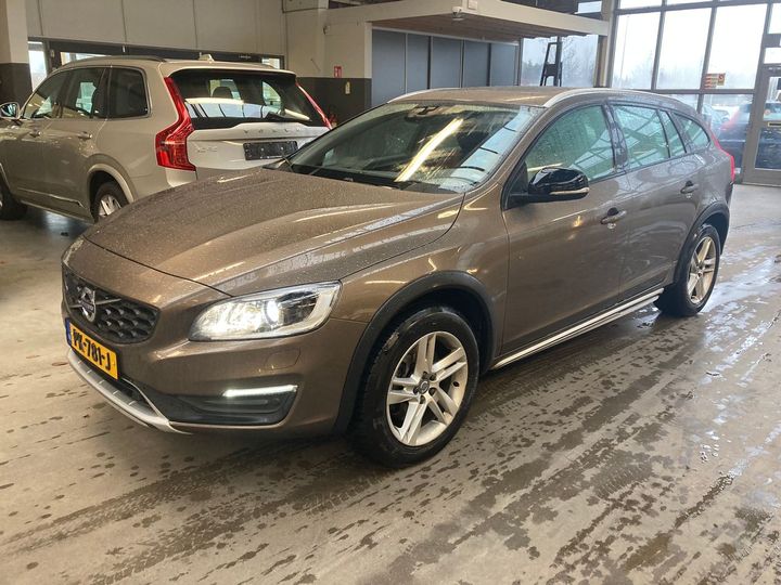 Volvo V60 cross country (2017)