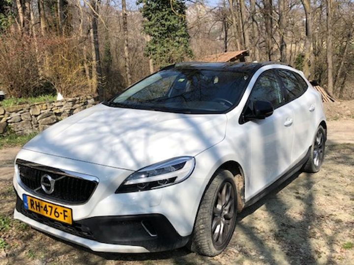 Volvo V40 cross country (2017)