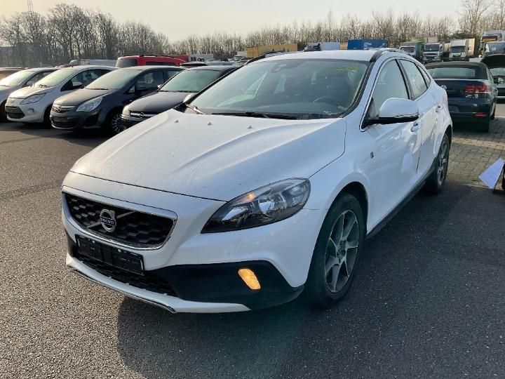 Volvo V40 cross country (2015)