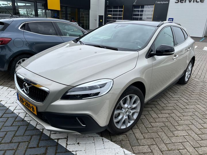 Volvo V40 cross country (2019)