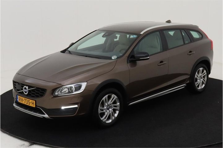 Volvo V60 cross country (2017)