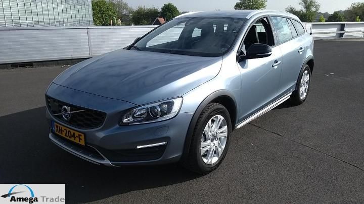 Volvo V60 cross country (2019)