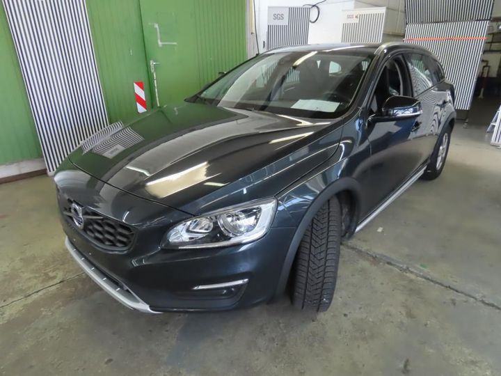 Volvo V60 cross country (2017)