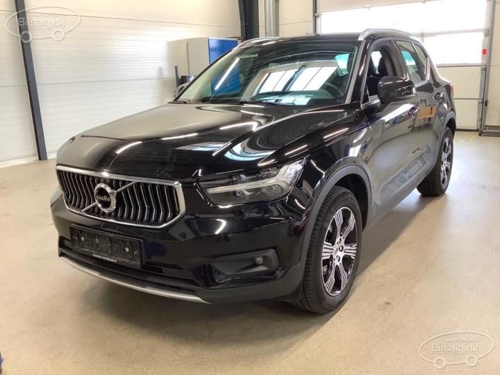 Volvo Xc40 suv (2021)