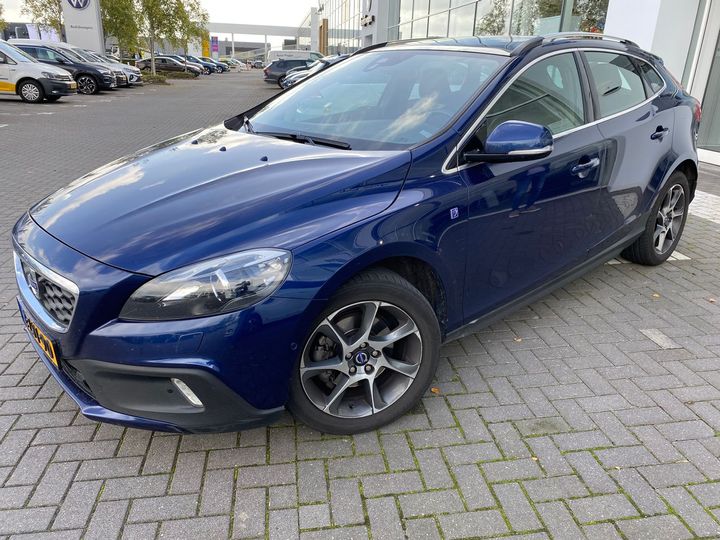 Volvo V40 cross country (2015)