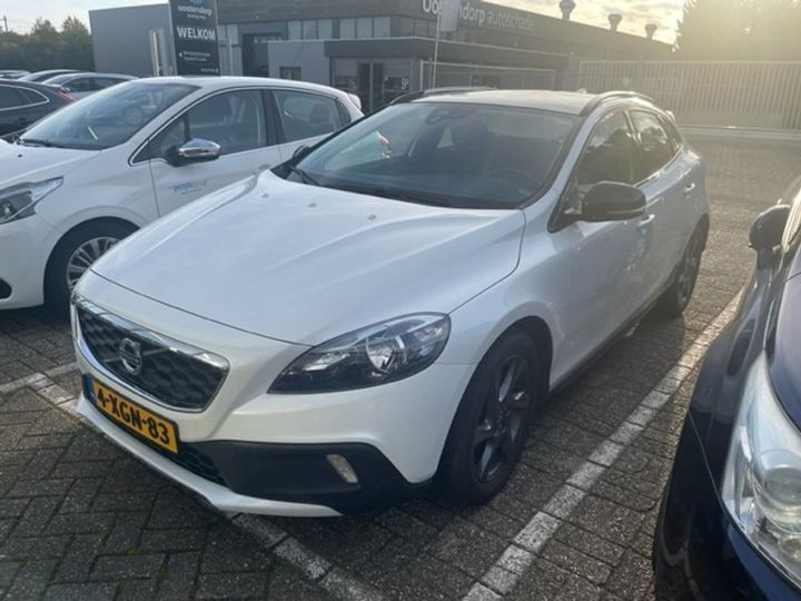 Volvo V40 cross country (2014)