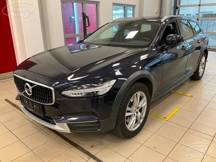 Volvo V90 cross country (2019)