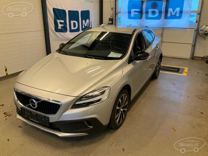 Volvo V40 cross country (2019)