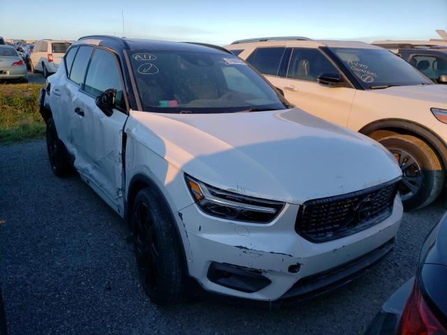 Volvo Xc40 t4 r- (2020)