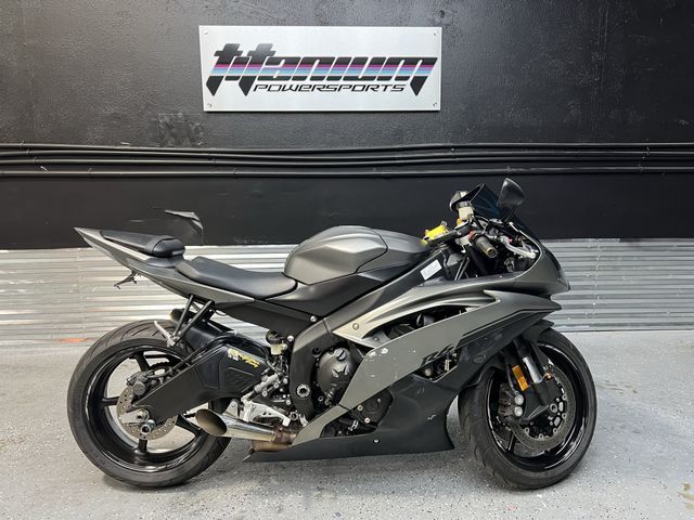 Yamaha Yzfr6 (2016)