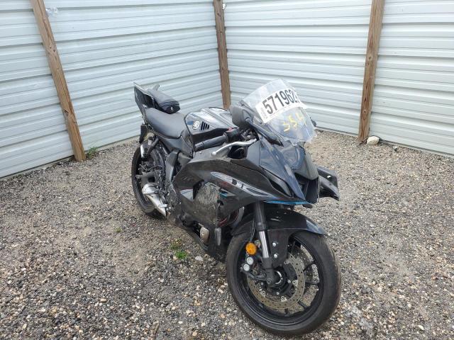 Yamaha Yzfr7 (2022)